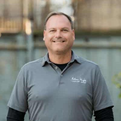 Ken_2024-Headshot_400x600